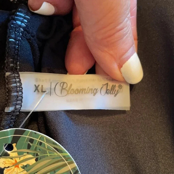 Blooming Jelly One Piece Swimsuit Black White Dots - Picture 5 of 7